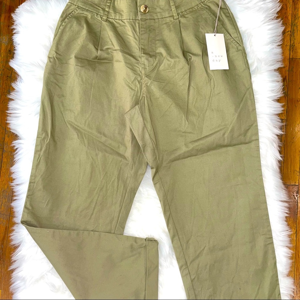 A New Day Size 2 High Rise Ankle Pants